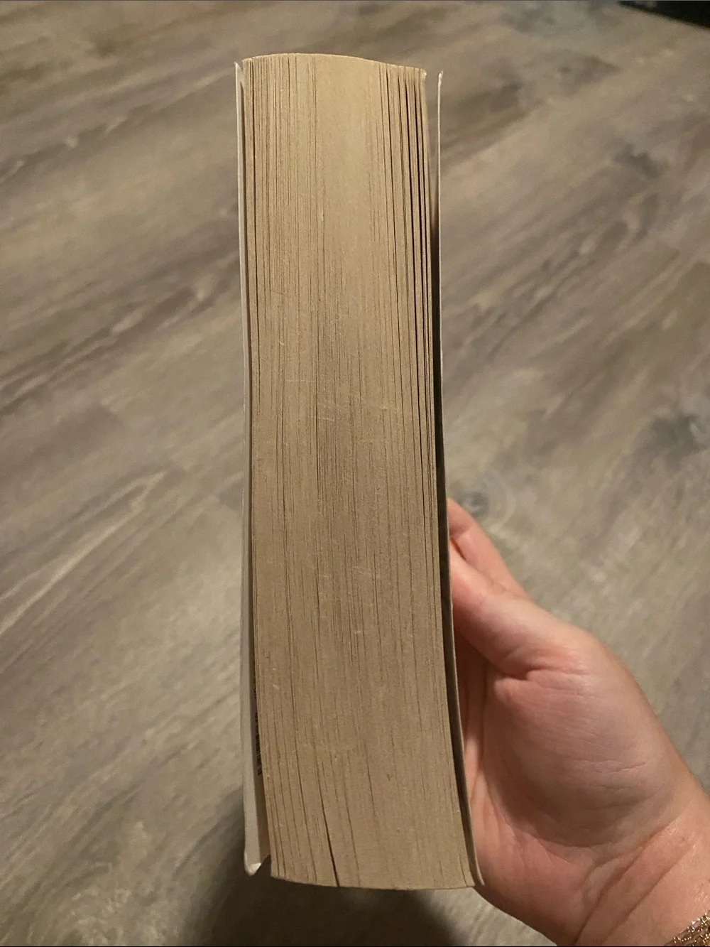 Bridgerton “Romancing Mister Bridgerton” book 🫖
